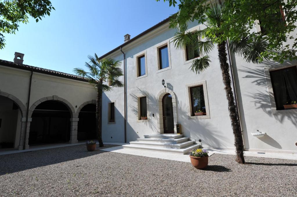 Villa Ferrario Relais Costermano Bagian luar foto